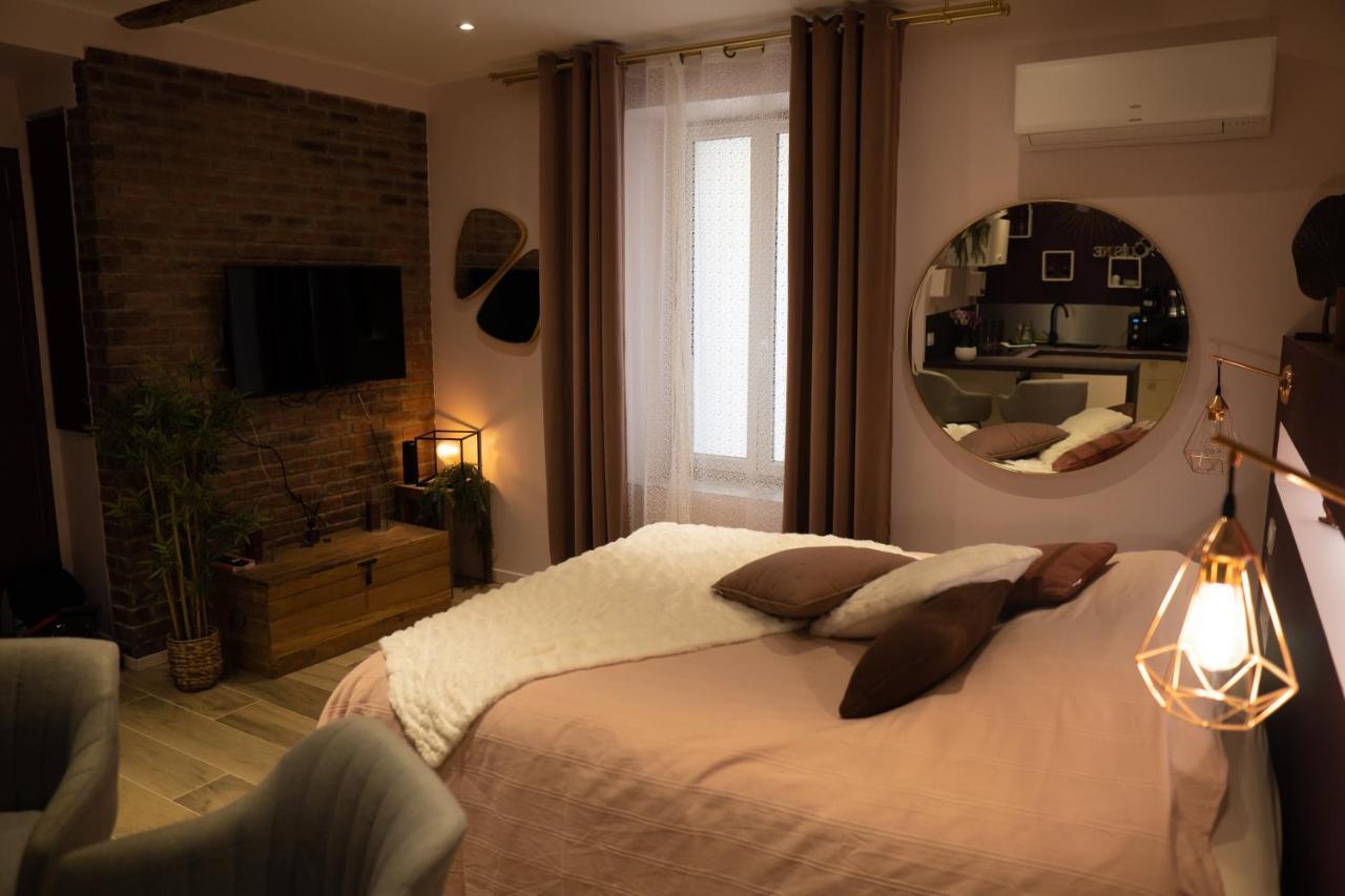 Studio Coeur De Ville Sanary Tres Cosy Parking Εξωτερικό φωτογραφία